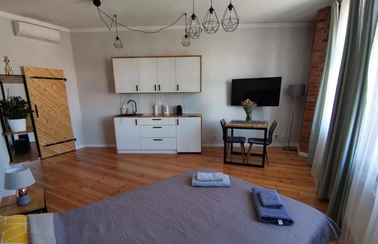 Apartamenty W Scislym Centrum Kupiecka-Drzewna Ζιελόνα Γκόρα Εξωτερικό φωτογραφία