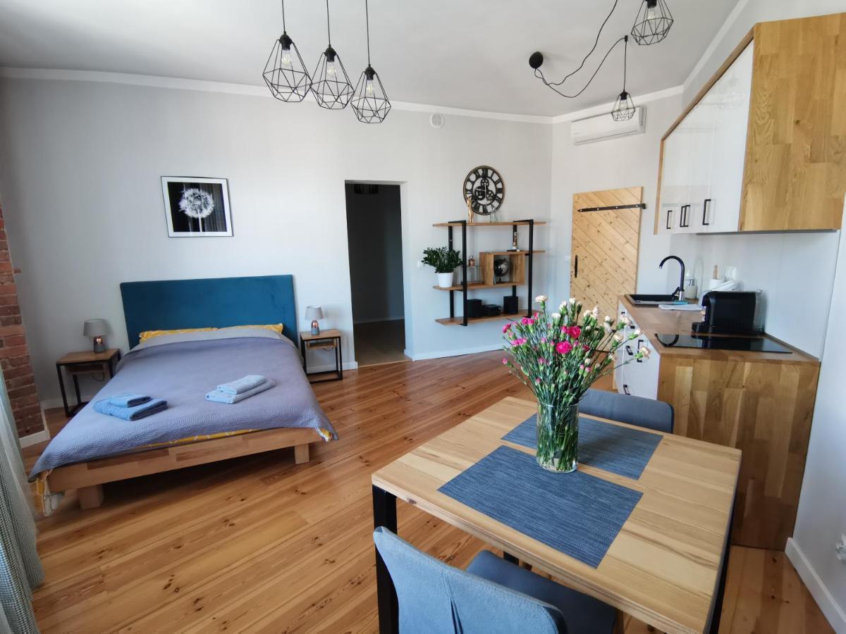 Apartamenty W Scislym Centrum Kupiecka-Drzewna Ζιελόνα Γκόρα Εξωτερικό φωτογραφία